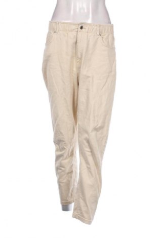 Γυναικείο Τζίν Reserved, Μέγεθος M, Χρώμα  Μπέζ, Τιμή 9,99 €