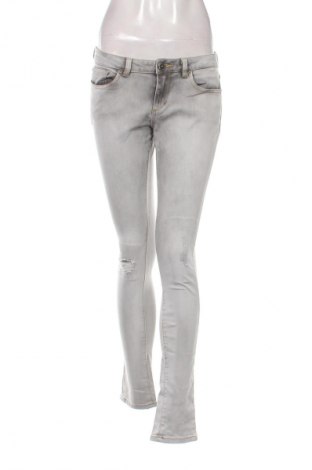 Дамски дънки S.Oliver, Размер M, Цвят Сив, Цена 41,04 лв.