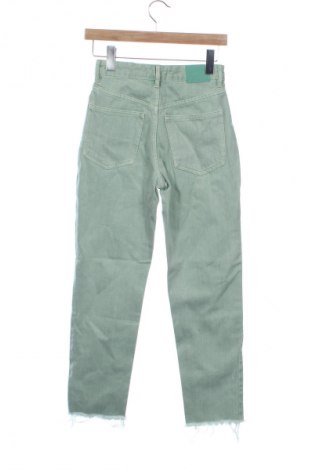 Blugi de femei Sinsay, Mărime XS, Culoare Verde, Preț 76,00 Lei
