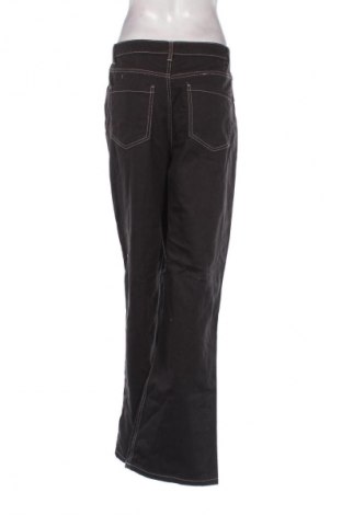 Damskie jeansy Sinsay, Rozmiar M, Kolor Czarny, Cena 66,67 zł