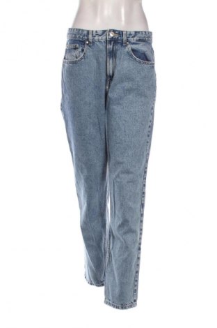 Дамски дънки Sinsay, Размер L, Цвят Син, Цена 28,88 лв.