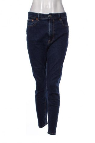 Blugi de femei Stradivarius, Mărime L, Culoare Albastru, Preț 76,70 Lei