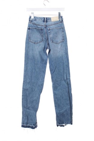 Dámske džínsy  Stradivarius, Veľkosť XXS, Farba Modrá, Cena  14,83 €