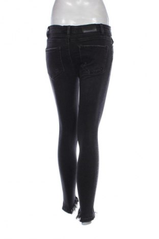 Damskie jeansy Stradivarius, Rozmiar M, Kolor Szary, Cena 66,67 zł