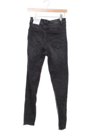 Dámske džínsy  Stradivarius, Veľkosť S, Farba Viacfarebná, Cena  25,95 €