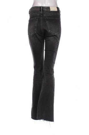 Damen Jeans Stradivarius, Größe S, Farbe Schwarz, Preis 14,91 €