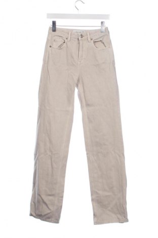 Dámske džínsy  Stradivarius, Veľkosť XS, Farba Béžová, Cena  14,77 €