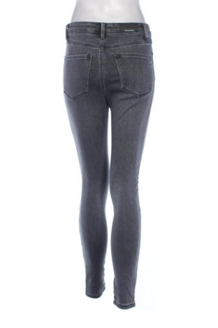 Дамски дънки Stradivarius, Размер S, Цвят Черен, Цена 29,00 лв.