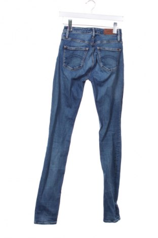Дамски дънки Tommy Jeans, Размер XS, Цвят Син, Цена 74,29 лв.