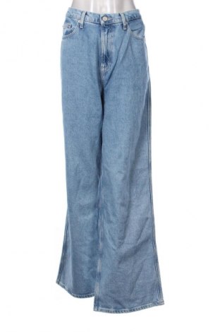 Damskie jeansy Tommy Jeans, Rozmiar XL, Kolor Niebieski, Cena 464,99 zł