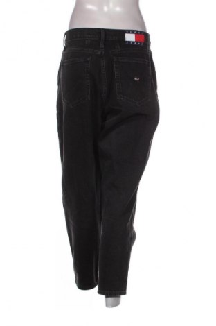 Дамски дънки Tommy Jeans, Размер M, Цвят Черен, Цена 174,99 лв.