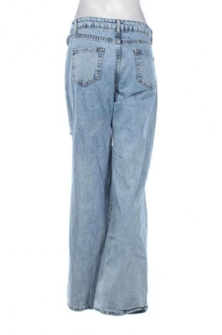 Blugi de femei Top Secret, Mărime L, Culoare Albastru, Preț 84,21 Lei