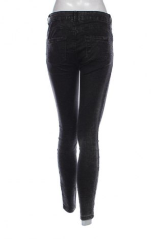 Blugi de femei Unbranded, Mărime M, Culoare Negru, Preț 39,47 Lei