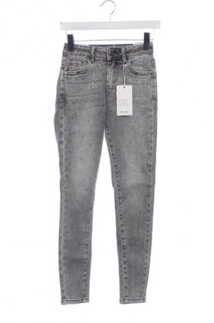 Blugi de femei Unbranded, Mărime S, Culoare Gri, Preț 121,00 Lei