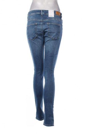 Дамски дънки Vero Moda, Размер L, Цвят Син, Цена 62,99 лв.