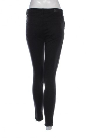 Damen Jeans Vero Moda, Größe M, Farbe Schwarz, Preis 8,00 €