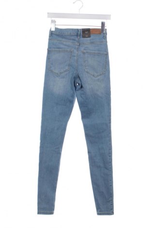 Damskie jeansy Vero Moda, Rozmiar XS, Kolor Niebieski, Cena 207,99 zł