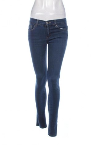 Дамски дънки Versace Jeans, Размер XS, Цвят Син, Цена 137,00 лв.