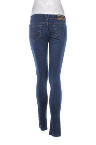 Дамски дънки Versace Jeans, Размер XS, Цвят Син, Цена 137,00 лв.