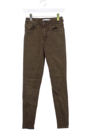 Blugi de femei Zara, Mărime S, Culoare Verde, Preț 46,99 Lei