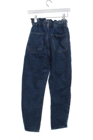 Blugi de femei Zara, Mărime XXS, Culoare Albastru, Preț 94,15 Lei