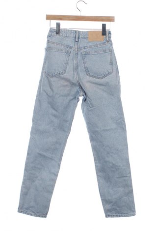 Дамски дънки Zara, Размер XS, Цвят Син, Цена 27,00 лв.