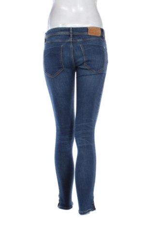 Γυναικείο Τζίν Zara, Μέγεθος S, Χρώμα Μπλέ, Τιμή 16,99 €