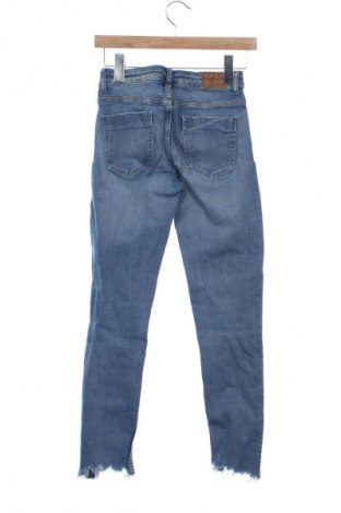 Blugi de femei Zara, Mărime XS, Culoare Albastru, Preț 46,99 Lei