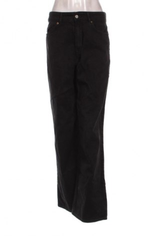 Дамски дънки Zara, Размер M, Цвят Черен, Цена 28,99 лв.