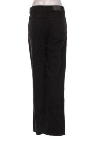 Дамски дънки Zara, Размер M, Цвят Черен, Цена 28,99 лв.