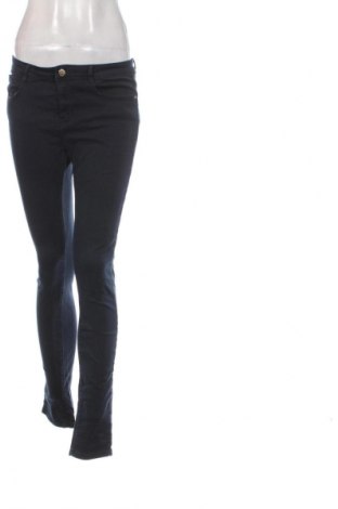 Damskie jeansy Zara, Rozmiar M, Kolor Niebieski, Cena 76,99 zł