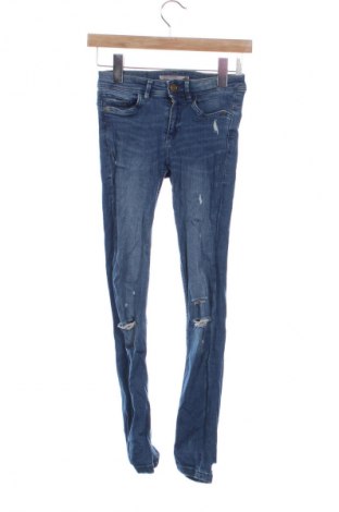 Damskie jeansy Zara, Rozmiar XXS, Kolor Niebieski, Cena 95,99 zł
