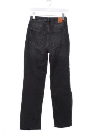 Дамски дънки Zara, Размер XS, Цвят Черен, Цена 27,00 лв.