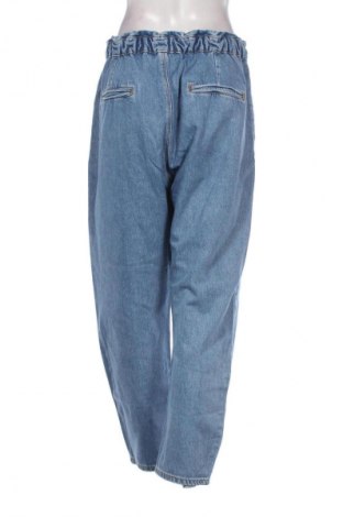 Damskie jeansy Zara, Rozmiar M, Kolor Niebieski, Cena 62,07 zł