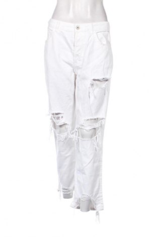 Blugi de femei Zara, Mărime L, Culoare Alb, Preț 130,61 Lei