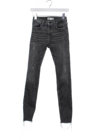 Női farmernadrág Zara, Méret XS, Szín Fekete, Ár 5 400 Ft