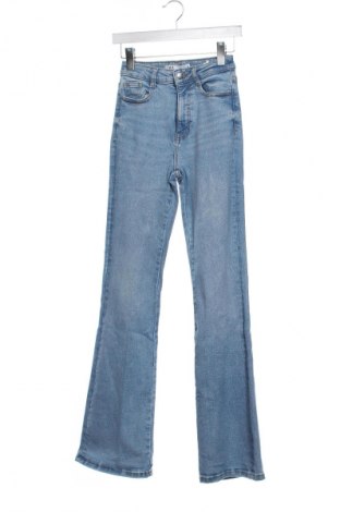 Blugi de femei Zara, Mărime XS, Culoare Albastru, Preț 71,00 Lei