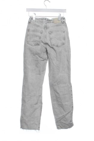 Női farmernadrág Zara, Méret XS, Szín Ekrü
, Ár 5 396 Ft