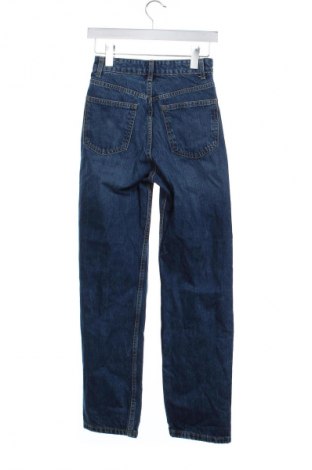 Blugi de femei Zara, Mărime XS, Culoare Albastru, Preț 71,00 Lei