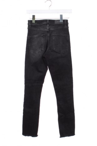 Γυναικείο Τζίν Zara, Μέγεθος XS, Χρώμα Μαύρο, Τιμή 13,80 €