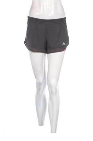 Pantaloni scurți de femei Adidas, Mărime S, Culoare Gri, Preț 89,29 Lei