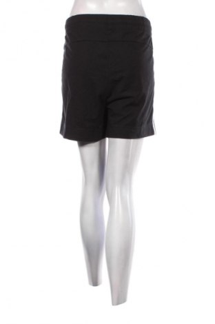 Дамски къс панталон Adidas, Размер XXL, Цвят Черен, Цена 77,99 лв.