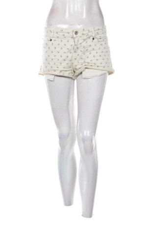 Damen Shorts Bershka, Größe L, Farbe Mehrfarbig, Preis 10,00 €