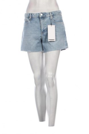 Pantaloni scurți de femei Calvin Klein Jeans, Mărime M, Culoare Albastru, Preț 342,99 Lei