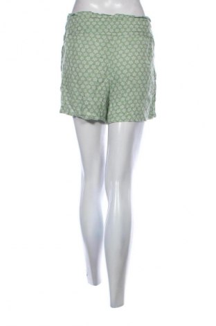 Damen Shorts Clockhouse, Größe M, Farbe Mehrfarbig, Preis € 9,72