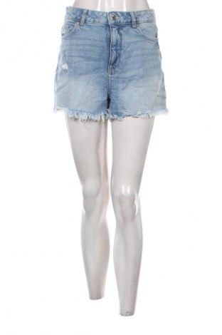 Γυναικείο κοντό παντελόνι Clockhouse, Μέγεθος S, Χρώμα Μπλέ, Τιμή 10,00 €