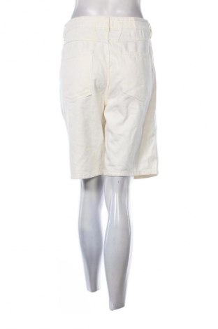 Γυναικείο κοντό παντελόνι Closed, Μέγεθος L, Χρώμα Εκρού, Τιμή 42,05 €