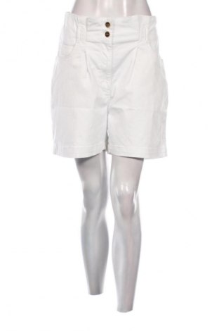 Pantaloni scurți de femei Comma,, Mărime L, Culoare Alb, Preț 126,32 Lei