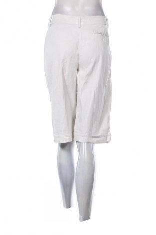 Női rövidnadrág Escada Sport, Méret M, Szín Fehér, Ár 16 659 Ft