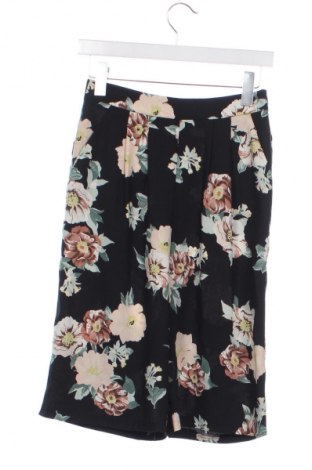 Pantaloni scurți de femei F&F, Mărime XS, Culoare Multicolor, Preț 51,45 Lei